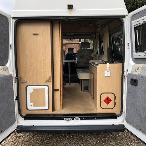 Peugeot Boxer Camper Van 2 Berth SWB 2.0 HDi - Dec 2001 (51)reg - 76312 miles