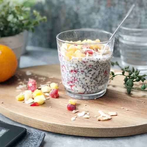 Tropical Chia and Oat Pot