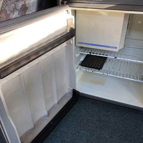 Autohomes Kompact Camper Van 2 Berth VW Volkswagen Transporter T4 1968cc Petrol