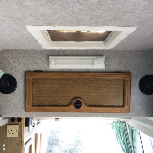 Autohomes Kompact Camper Van 2 Berth VW Volkswagen Transporter T4 1968cc Petrol