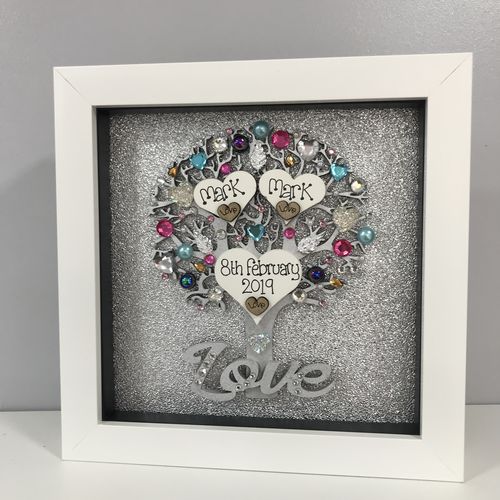 Small LOVE tree gift