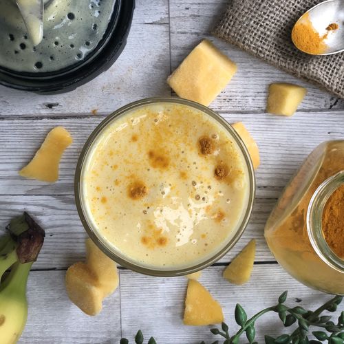 Turmeric and Mango Smoothie