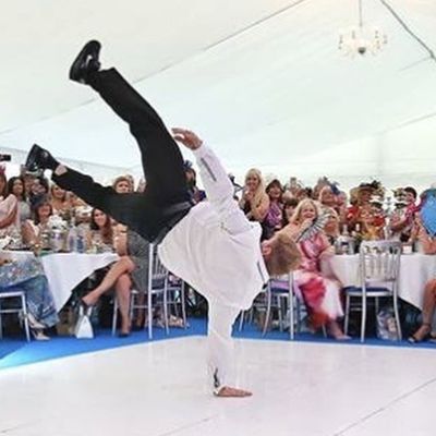 Artists & Entertainment 