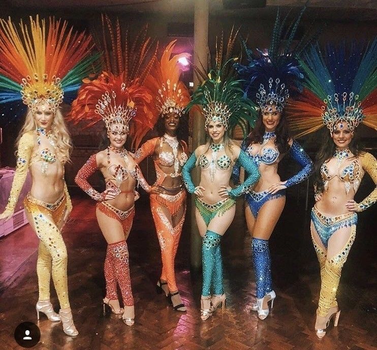 Samba dancers