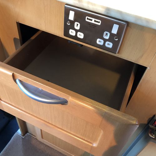 McLouis 261 Motorhome 4 Berth Fixed Bed 2000 1.9TD Excellent Spec