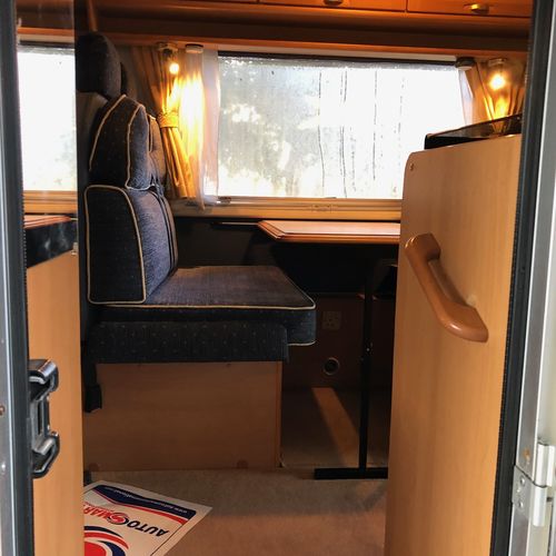 McLouis 261 Motorhome 4 Berth Fixed Bed 2000 1.9TD Excellent Spec