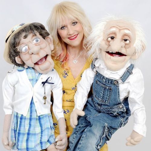 EMILY BROWN & FRIENDS