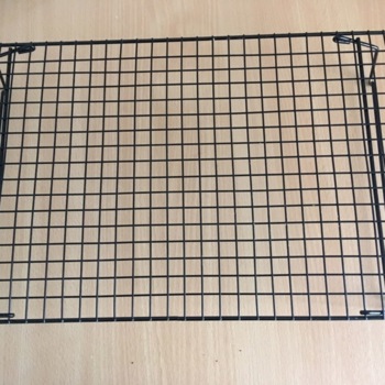 Pre loved Cooling racks - 4 x stackable