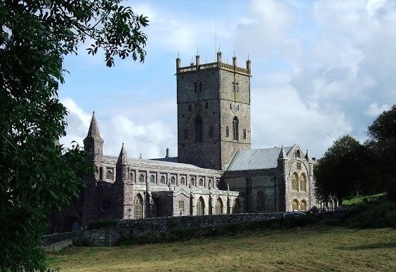 Free Day Walk to St Davids, Pembrokeshire, Wales (June 1st)