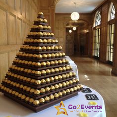 Ferrero Rocher Stand