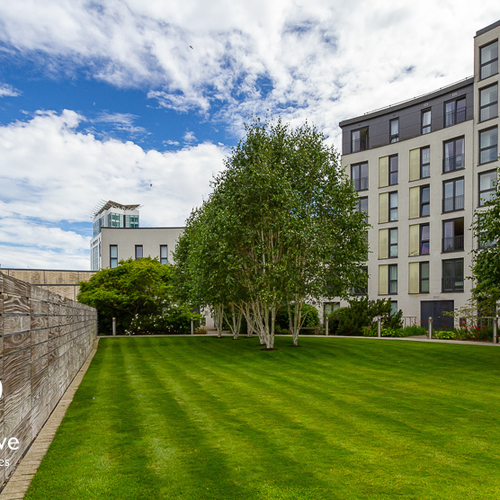 HAYES APARTMENTS CARDIFF CITY CENTRE FURNISHED TWO BEDROOM APARTMENT