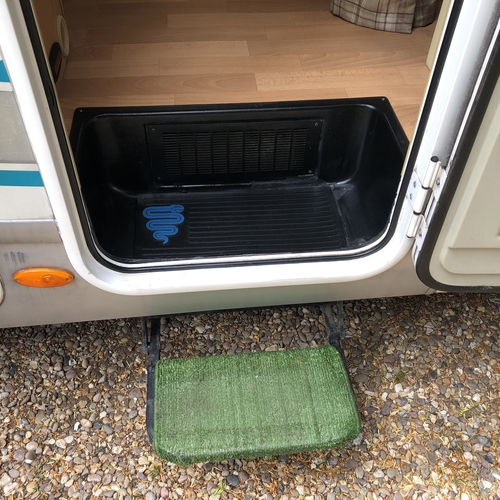 Elnagh Doral 161 Motorhome 6 Berth LHD Left Hand Drive 2001 Ford Transit 2.4TD