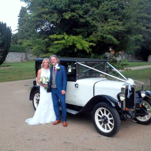 Gallery | Wedding Cars Harpenden, St Albans, Watford, Hemel Hempstead | Heritage Classic Cars
