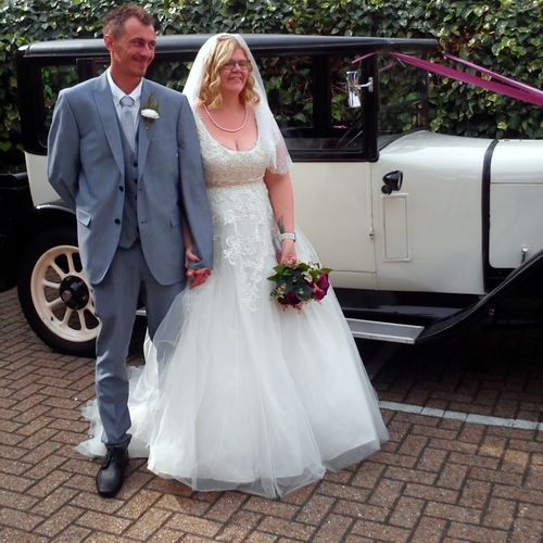 Gallery | Wedding Cars Harpenden, St Albans, Watford, Hemel Hempstead | Heritage Classic Cars