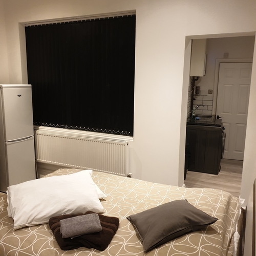 Flat 2, 18 Albany Road, CV5 6JQ