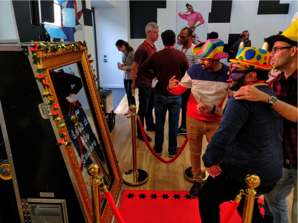Magic Mirror Photo Booth