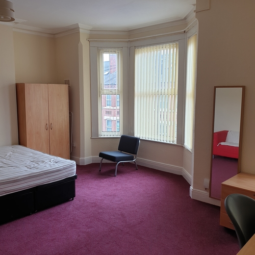 17 Westminister Road, CV1 3GA