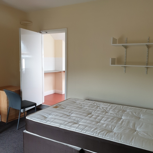 17 Westminister Road, CV1 3GA