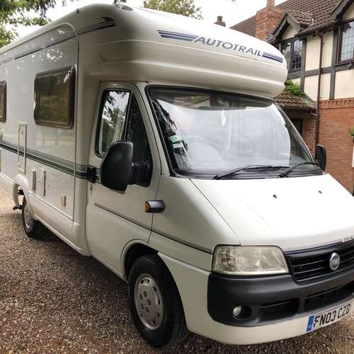 Auto Trail Tracker EK SE 2 Berth Motorhome - 2003 Fiat Ducato 2.0 JTD MWB