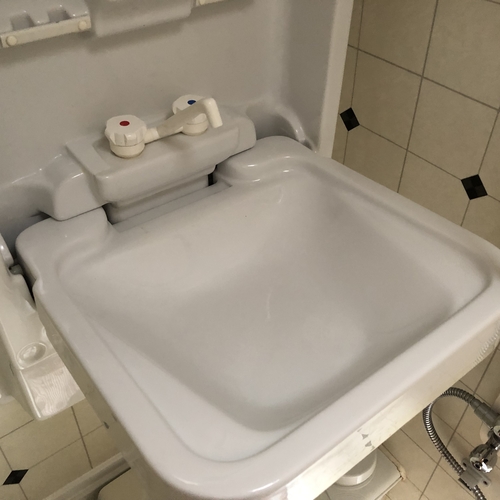 Renault Master T35 LWB 2.5D Camper Van PRO Conversion Rear U Shape Lounge