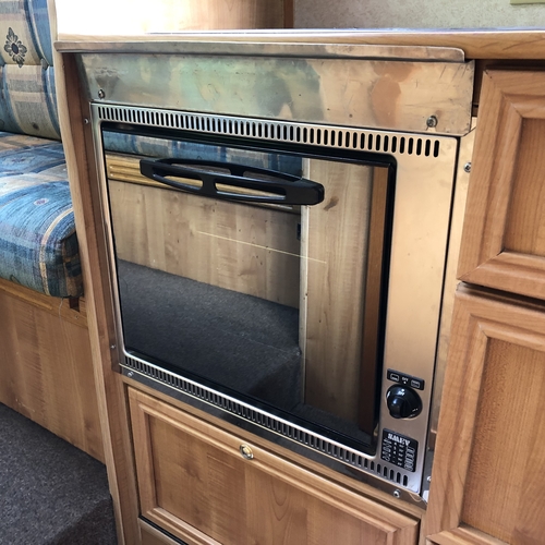 Renault Master T35 LWB 2.5D Camper Van PRO Conversion Rear U Shape Lounge