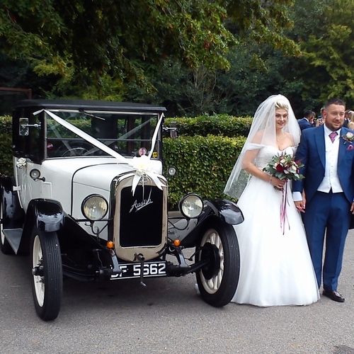 Gallery | Wedding Cars Harpenden, St Albans, Watford, Hemel Hempstead | Heritage Classic Cars