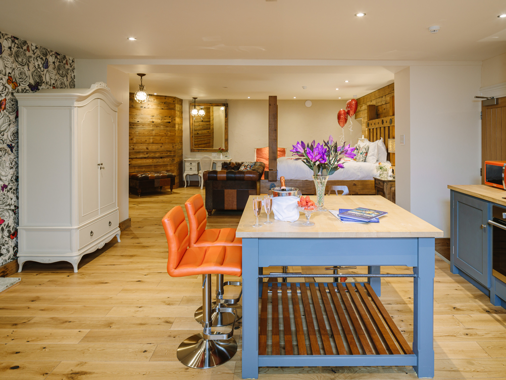 Deluxe Suite/Apartment - "Butterfly Suite"