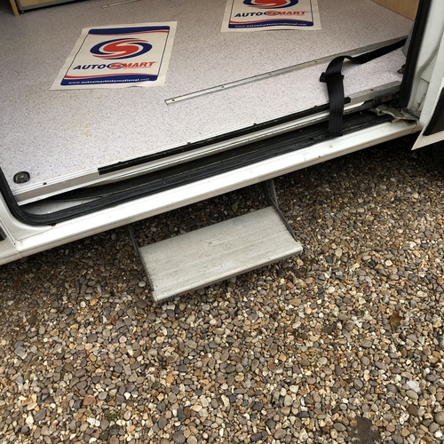 2006 Peugeot Boxer 2.0 HDi SWB Camper Van Highlander 4 Berth - ONLY 35420 Miles