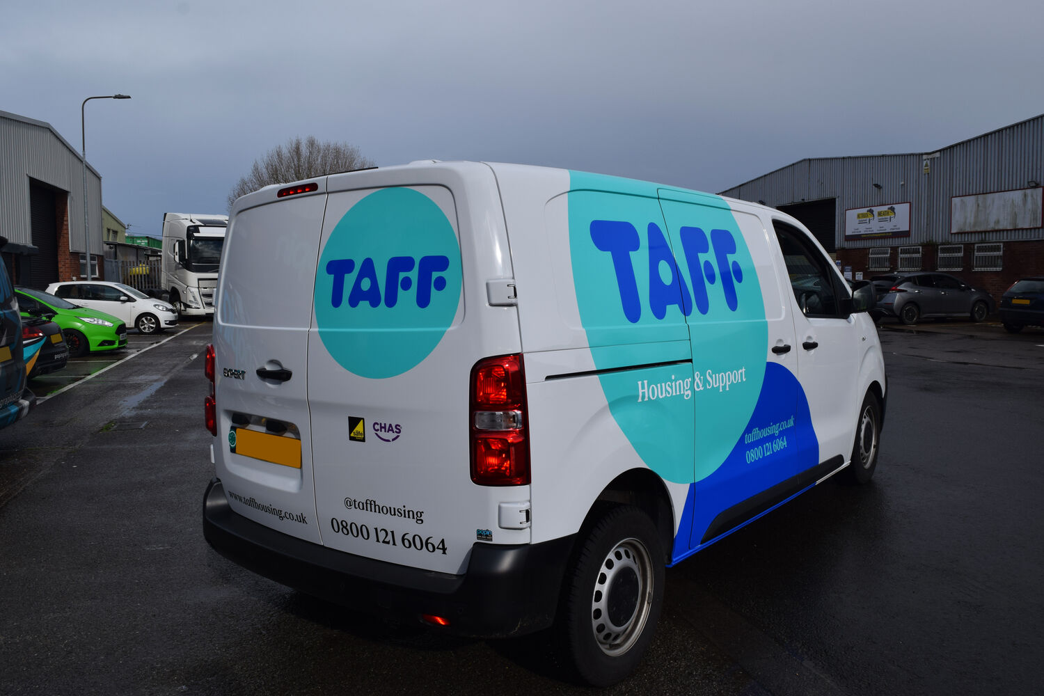 Taff Housing - 2x Peugeot Expert