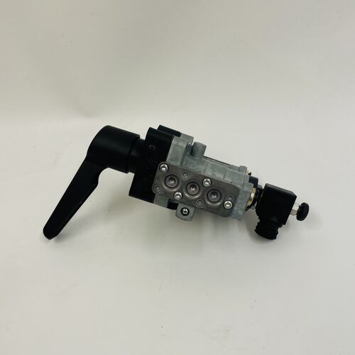 338054011 Colas Raise/Lower Valve