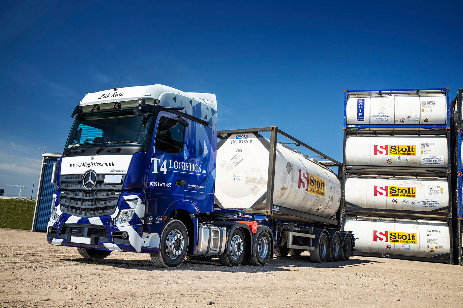 T4 Logistics - 4x Mercedes Actros